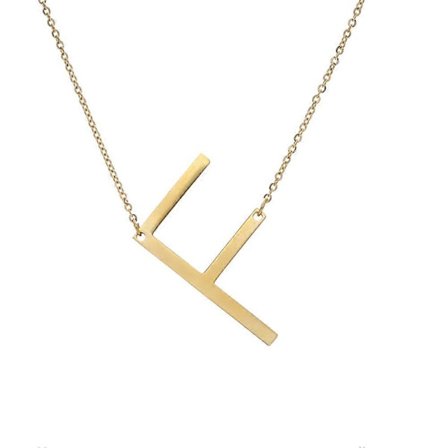 Halsband med stort initialhänge i guldpläterat rostfritt stål