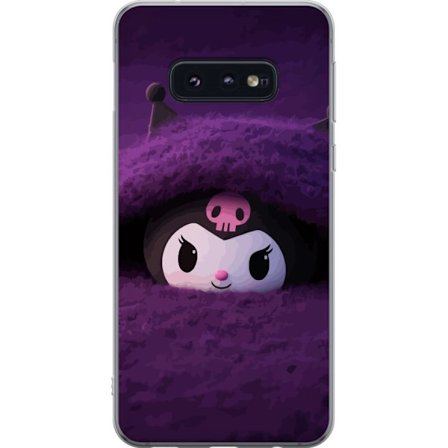 Kompatibelt Mobildeksel til Samsung Galaxy S10e Kuromi i et lilla fluffete miljø med en mystisk kawaii-design.