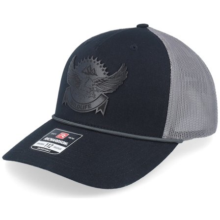 Wild Spirit - Svart trucker Caps - Wildlife Eagle Big Patch Black/Charcoal Rope A-Frame Trucker @ Hatstore