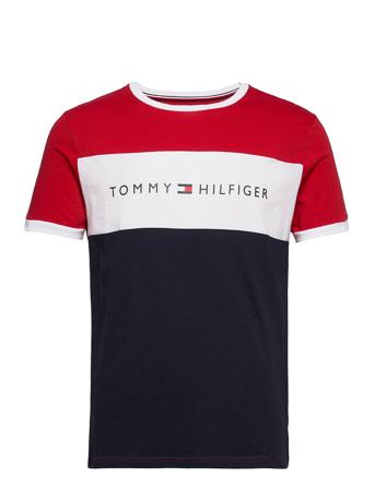 Cn Ss Tee Logo Flag Underwear Night & Loungewear Pyjama Tops Rød Tommy Hilfiger
