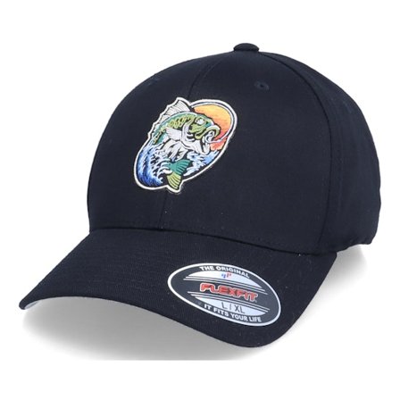 Skillfish - Svart flexfit Keps - Bass Logo Patch Black Flexfit @ Hatstore