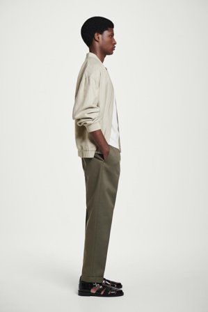COS Men's Pantaloni In Twill Affusolati Con Risvolto in Verde