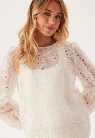 BUBBLEROOM - Puff Sleeve Embroidered Blouse - L
