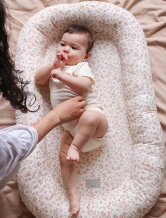 Cam Cam Copenhagen Baby Nest - Ocs - Blueberries - Beige - ONE SIZE