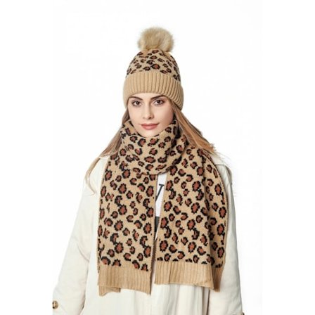 Matchende hue og tørklæde med leopardprint
