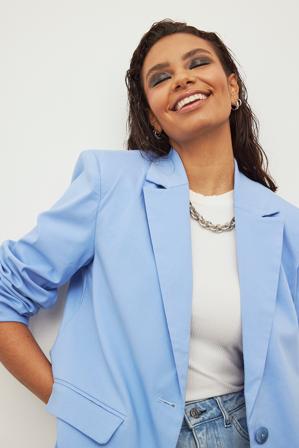 Handpicked x NA-KD Blazer rembourré aux épaules - Blazers - Bleu - EU 34