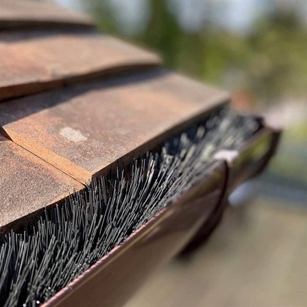 Lövskydd för hängränna