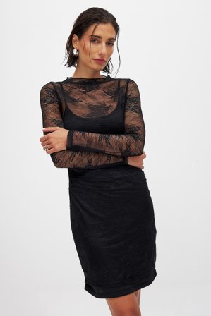 NA-KD Langärmiges Minikleid aus Spitze - Partykleider - Schwarz - S (EU 34-36)