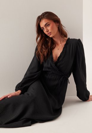 BUBBLEROOM - Flowy Maxi Dress - Black