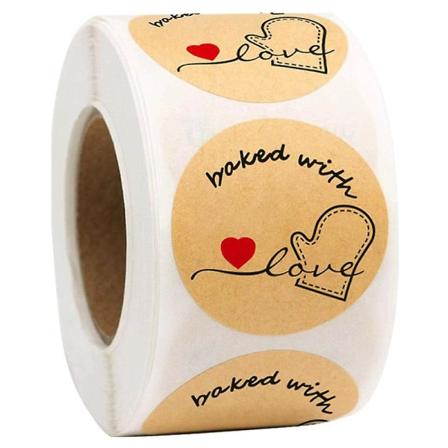 500 naturliga kraftpappersrunda klistermärken med rött hjärta i bakhandskar 1 tum självhäftande etikett (1 rulle, Kraft bakad med kärlek)