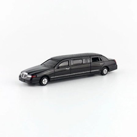 1:60 mittakaavan painevalettu metallileluajoneuvomalli Stretch Lincoln Limousine Luxury Educational Car Collection Gift Kids Ovet avattavat