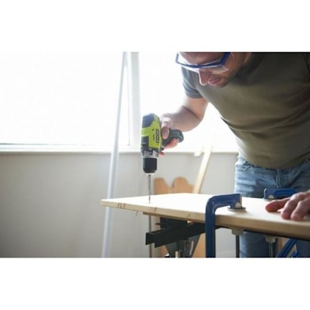 RYOBI - 12V pora-ruuvimeisseli - 1 nopeus - 25 Nm - 24 asentoa - 10 mm istukka + 2 2 Ah akkua, laturi & laukku - RCD1201-220S