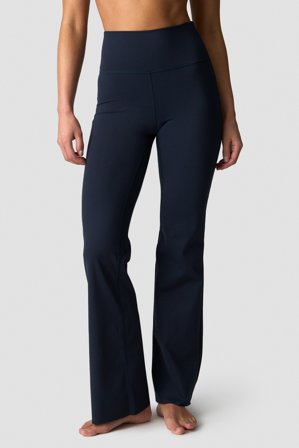 ICANIWILL - Nimble Flare Tights Petite W Navy- Sportlegging - Dames - sportkleding van ICIW