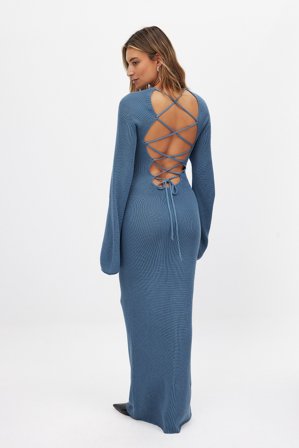 NA-KD Robe longue en maille à dos ouvert et détails en dentelle - Robes maxi à manches longues - Bleu - XL