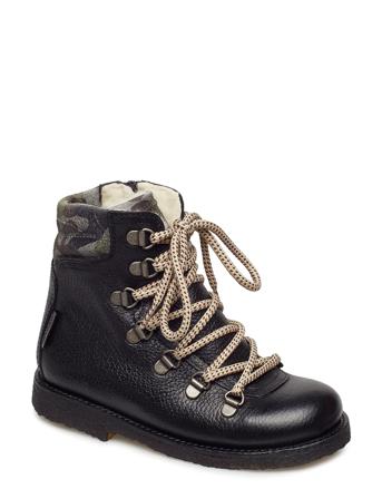 Boots - Flat - With Lace And Zip Vinterstøvletter Med Snøring Svart ANGULUS