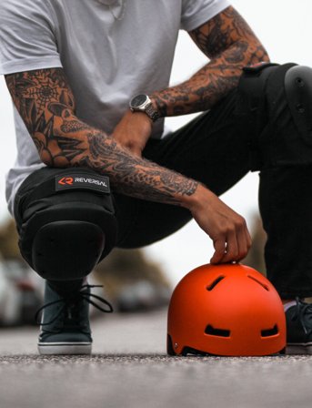 Reversal Reversal Knæbeskyttere - Black - M(40-45CM)