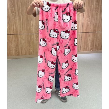 Tegneserie HelloKitty Flanell Pyjamas Plysj og Tykk Isolasjon Pyjamas for Kvinner -