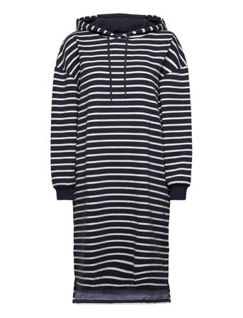 Slbridie Dress Navy Soaked In Luxury