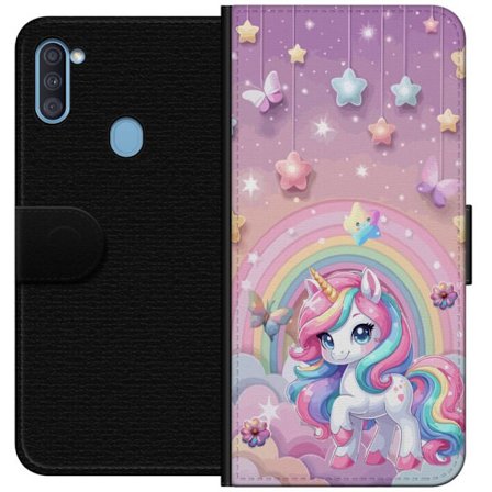 Kompatibelt Lommeboketui til Samsung Galaxy A11 Magisk enhjørning med regnbue manke, stjerner og sommerfugler mot en pastellhimmel med skyer