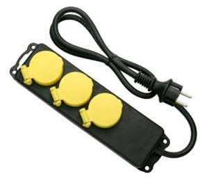 LKB 2403257 Grenuttak 3-veis, jordet, med lokk, 1,5 meter, Stikkontakter & kabler