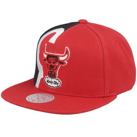 Mitchell & Ness - NBA Rot Snapback Cap - Chicago Bulls Retroline Red/Black Snapback @ Hatstore