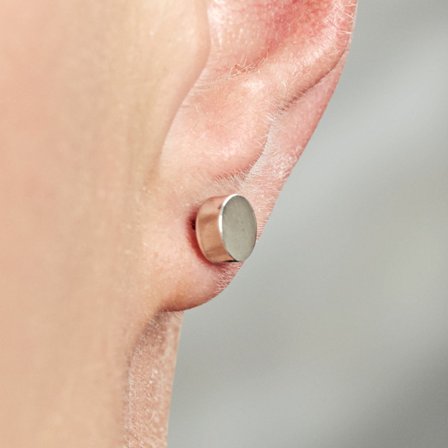 Argentia | 925s | Faux écarteur clou d'oreille plat en argent sterling plaqué rhodium de 6 mm pour hommes - Clous d'oreille