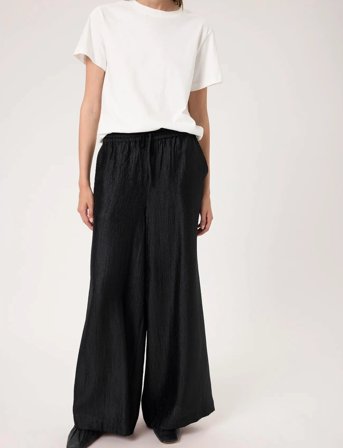 Soaked in Luxury Sllaurie Pants - Black - XS