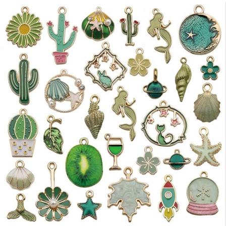 31 kpl / set Fruit Animal Mixed Emali Charms Riipukset Tee-se-itse korut Green