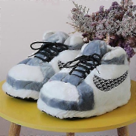 Sneakers-lignende Plys Sutsko Kreativ Indpakning Fuzzy Varme Vinter Indendørs Hjemmesko Bomuldssko