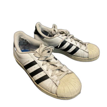 Adidas skor