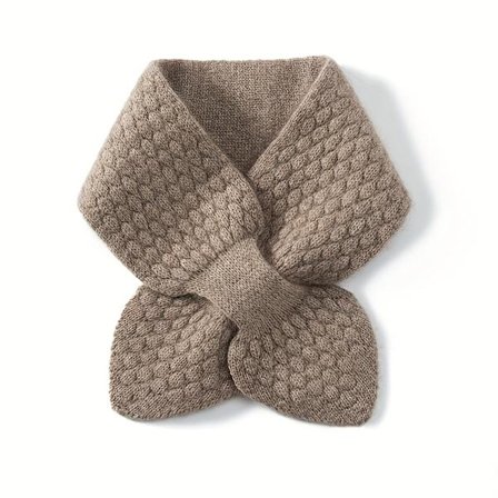 Et stilfuldt og alsidigt minimalistisk tørklæde til kvinder, perfekt til efterår og vinter, designet som en dekorativ falsk krave