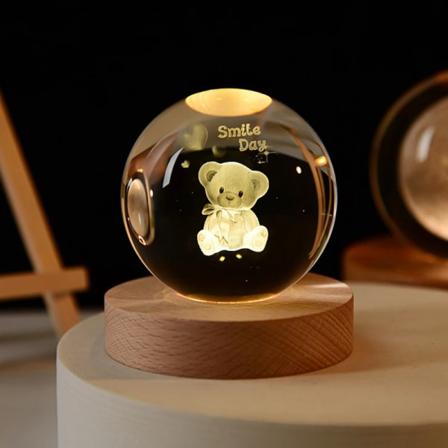 Personlig present 3D tecknad björn graverad kristallkula LED nattlampa, 8cm kristallkula + 7cm varm ljus botten USB strömförsörjning, 