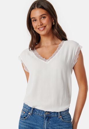 ONLY Onljasmina V-Neck Lace Top Cloud Dancer Klær