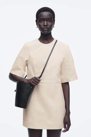 COS Femme Mini Sac Seau - Cuir Bag in Noir