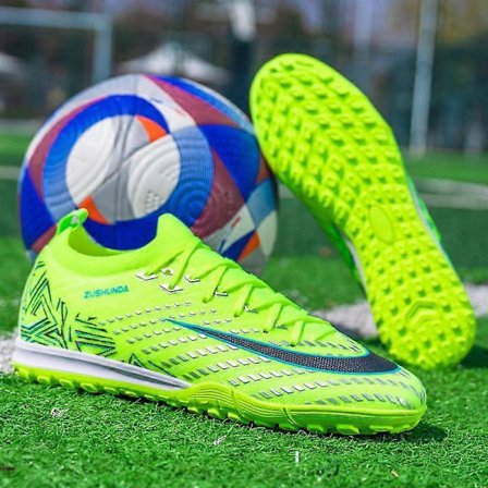 Unisex fotballsko for kunstgress Pustende TF fotballsko for voksne og ungdomstrening