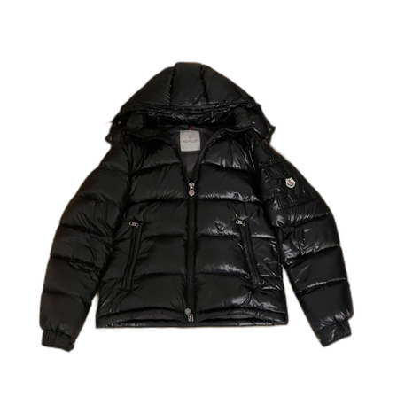 Svart Moncler jacka storlek M