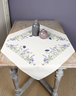 Stickpackung Tischdecke Lila Gartenglanz