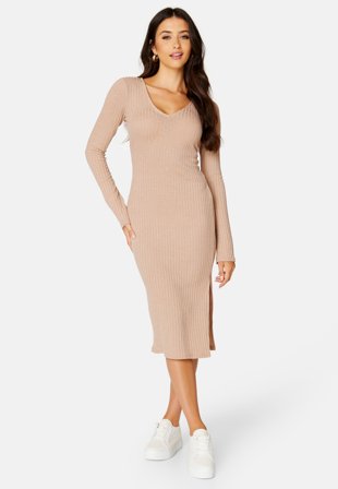 BUBBLEROOM Winter deep V-neck dress Beige Klær