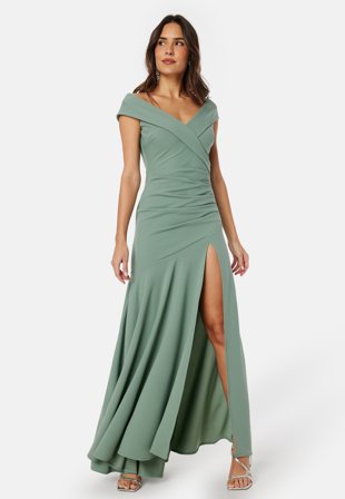 Goddiva - Bardot Pleat Maxi Split Dress - Light green - Kläder - - Bubbleroom