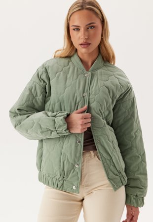 ONLY - Onlaime L/S CORD QUILT JACKET - Lily Pad - Kläder - - Bubbleroom Parajumper