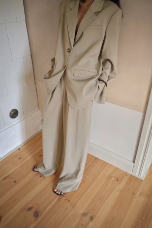 NA-KD Pantalon de tailleur large à taille haute - Pantalon cigarette - Beige - EU 40