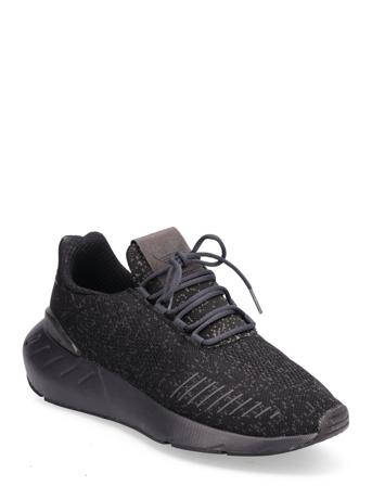 Swift Run 22 Shoes Lave Sneakers Svart Adidas Originals