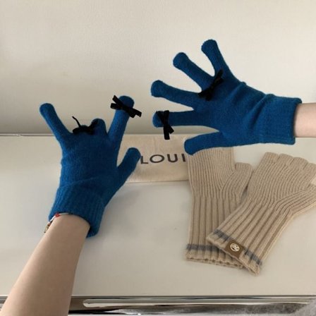 1Pari lämpimät hanskat Neulotut käsineet SININEN