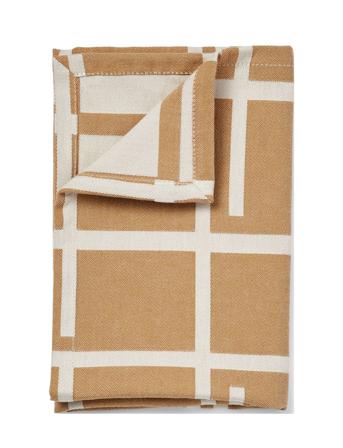 Turn Napkin 50X50 Cm - 4 Pcs. Home Textiles Kitchen Textiles Napkins Cloth Napkins Keltainen Compliments