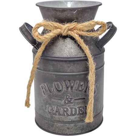 Rustikk melkespann i galvanisert metall i shabby chic-stil