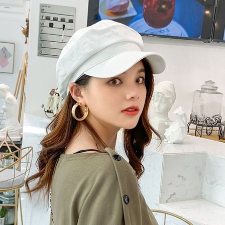 Newsboy Caps Loose Cloud Top VALKOINEN