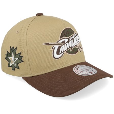Mitchell & Ness - Hatstore Exclusive x Cleveland Cavaliers Pro Crown Sand/Brown Adjustable Adjustable Beige Cap - NBA @ Hatstore