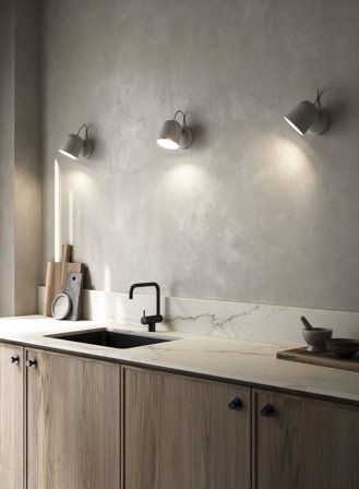 Angle vegglampe - grå