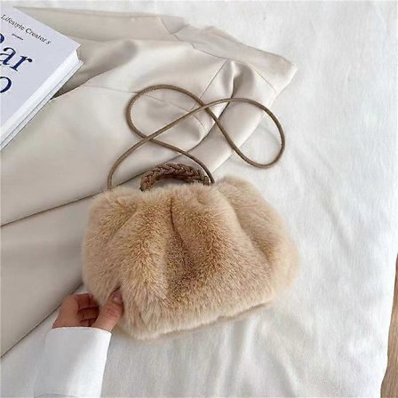 Mjuk axelväska, fluffig och lurvig varm handväska, varm crossbody-väska (beige)