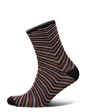 Twisty Darya Sock Black Becksöndergaard